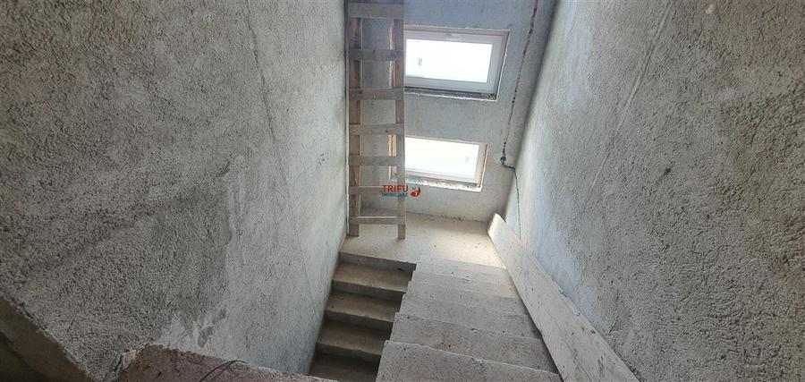 Casa noua de vanzare 5 camere 355 mp teren Micesti