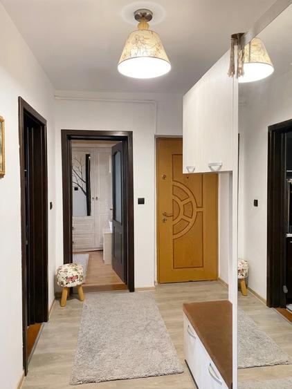 Apartament 2 camere 53mp, garaj 26mp zona Manastur Frunzisului