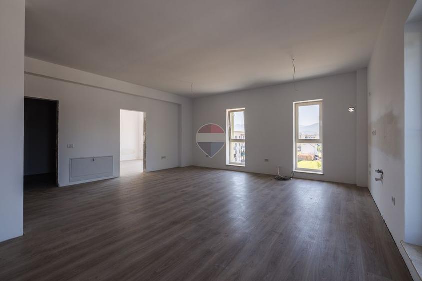 Apartament 3 camere, 75,81 mp, terasă și balcon | Tractorul