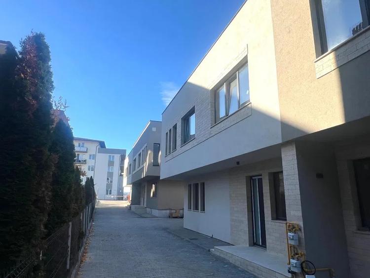 Duplex Semifinisat de Vânzare | 124 mp utili | Zona Terra – Florești
