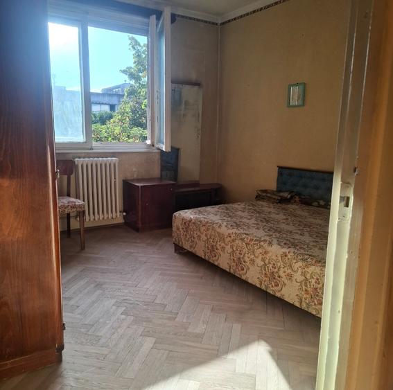 Tomis II-apartament 3 camere,gaze la usa