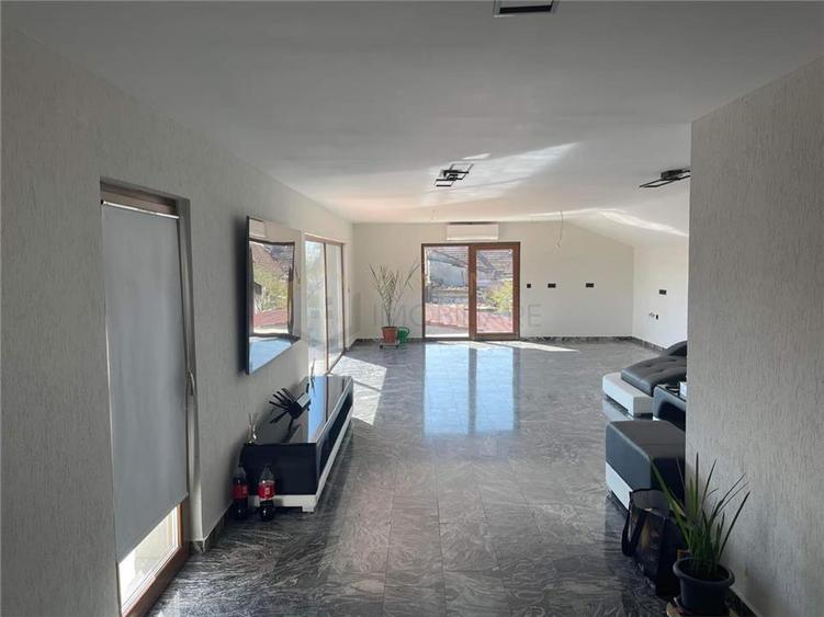 RONAT - Casa Individuala - 6 cam - 3 bai - Piscina - Terasa - Garaj 56mp - Panou