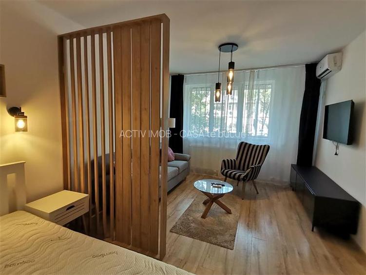 Metrou Piata Chibrit, garsoniera  superba 32 mp, renovata complet, totul nou - 2