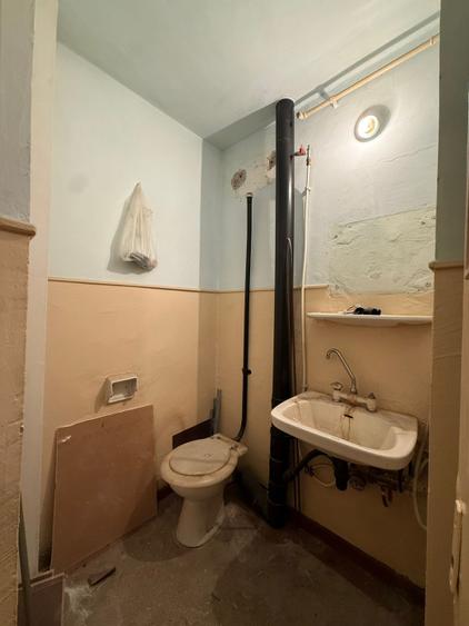 APARTAMENT 3 CAMERE DECOMANDAT DE RENOVAT