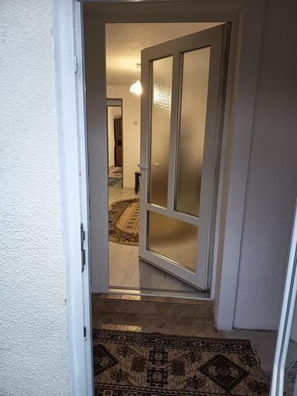 Închiriez Apartament la casa 2 camere Craiter
