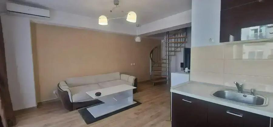 Apartament tip duplex Parcul Carol