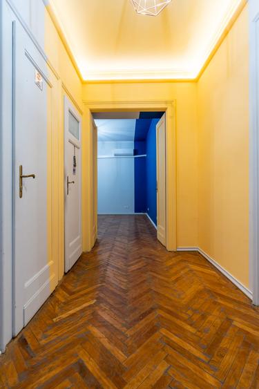 Apartament 4 camere, nemobilat, proaspat reabilitat.