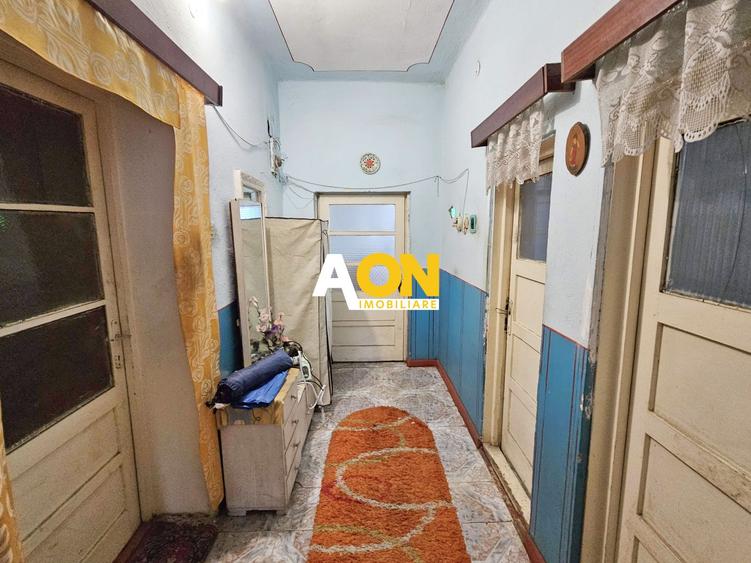 Casa 6 camere, 389 mp teren, P+1, in zona Garii