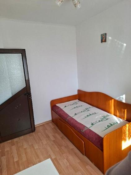 Vând apartament 2 camere