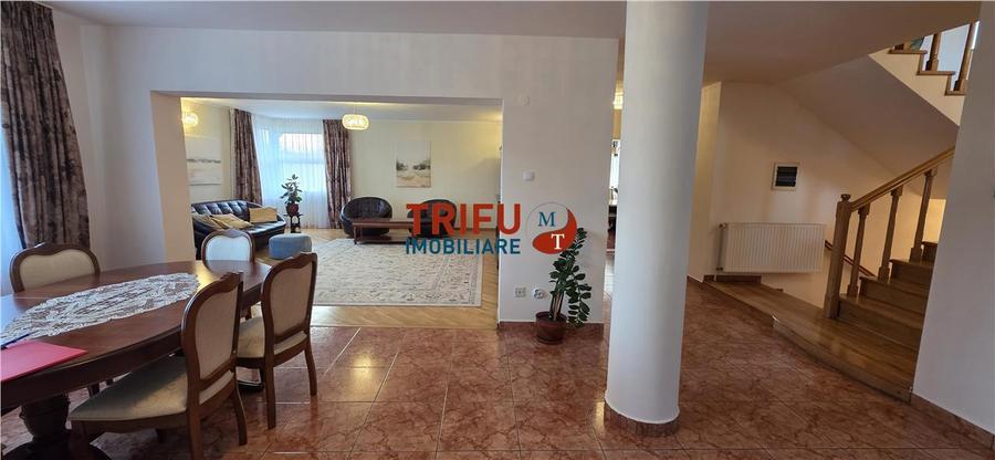 Casă Multifuncțională în Alba Iulia: Ideală pentru Rezi