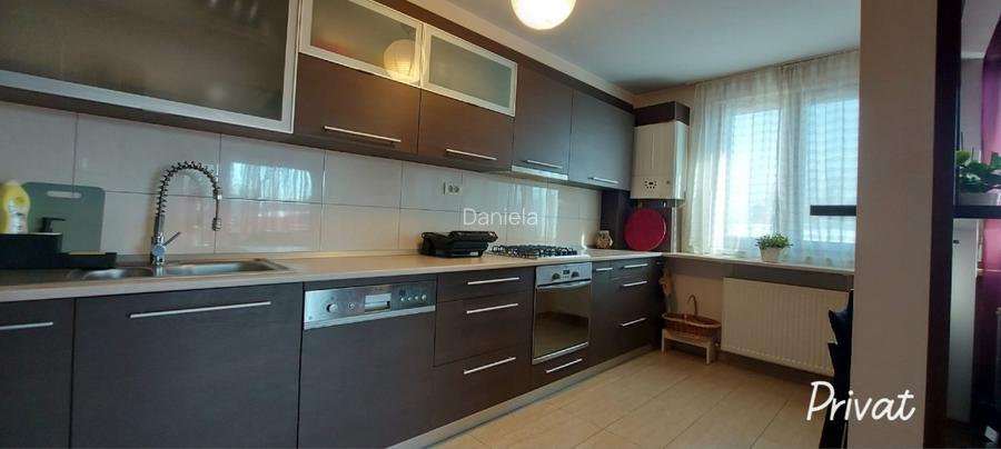 Apart. 3 camere + 1 camera birou, stil Duplex, in vila P+2, nord Bucuresti - 6