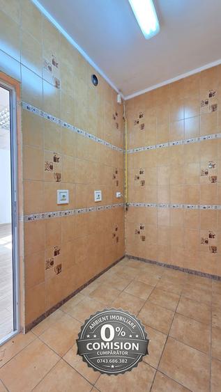 Spațiu comercial – ideal pentru birouri, VASLUI - zona CRUCEA GĂRII;