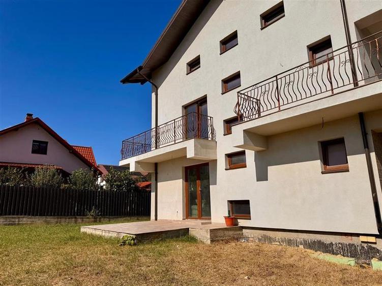 Duplex spatios, 5 drumuri, fundac, Miroslava