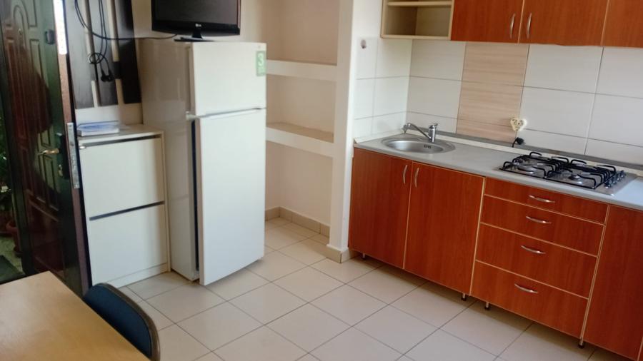 Apartament decomandat 2 camere Piata Mica