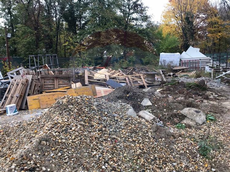 Teren Intravilan Excepțional de Vanzare