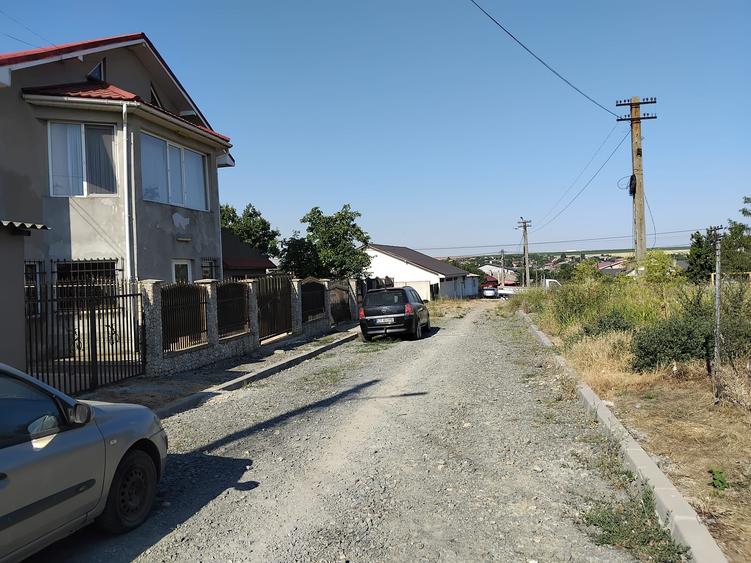 Teren de vanzare in Tuzla partea Mari Negre