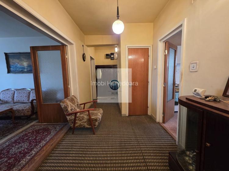 Apartament 4 camere Ultracentral Deva | 95 mp | Garaj 19 mp | Etaj 2/2 - 5