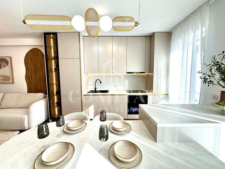 Apartament ultrafinisat | Etaj intermediar | Zona str Tineretului