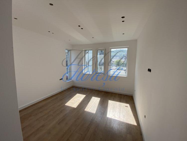 Duplex cu 4 camere, 92 MP, zona Urusagului, Floresti