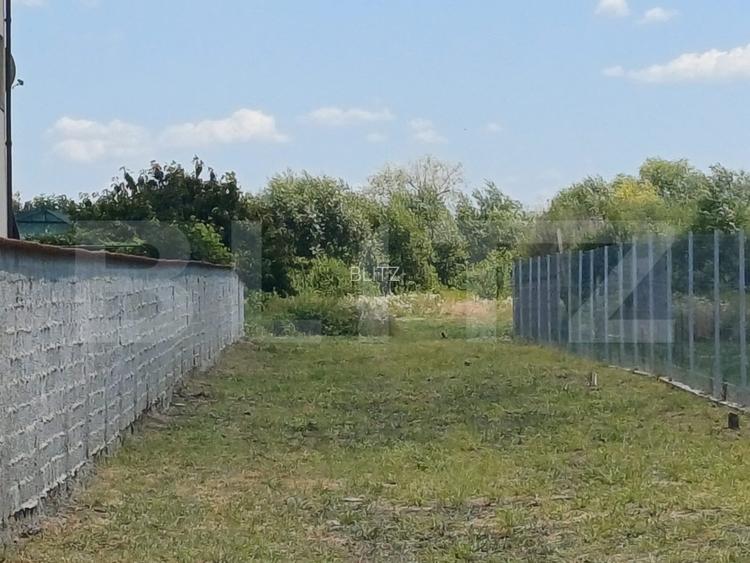Teren intravilan, 1850 mp, zona SISESTI - 2