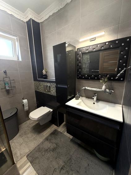 Apartament 3 camere de inchiriat, in zona Dealuri, Oradea