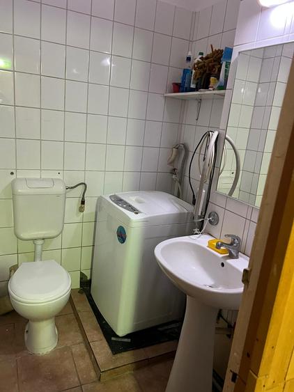 Apartament 4 camere, zonă centrală, Ploiești