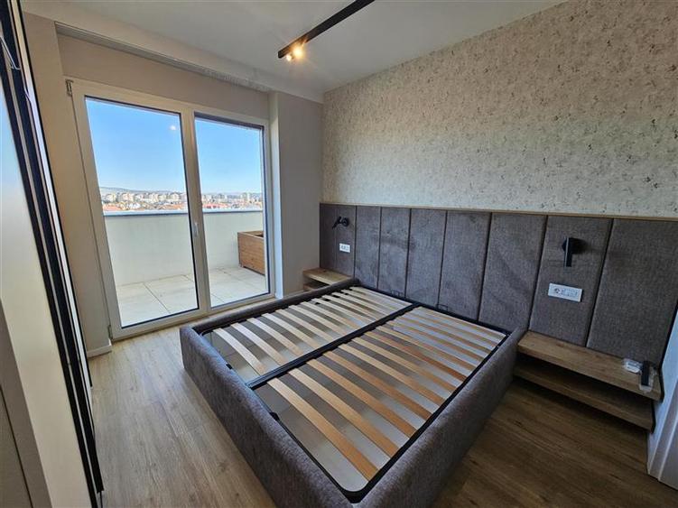 Vanzare apartament 3 camere, ultramodern, dispus pe 2 niveluri, Cartier Gheorghe