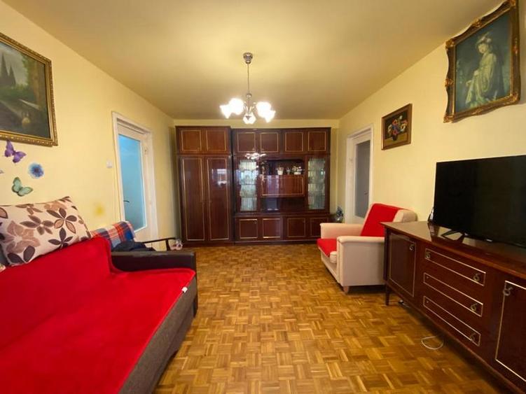 Apartament 2 camere semidecomandat zona Luptei