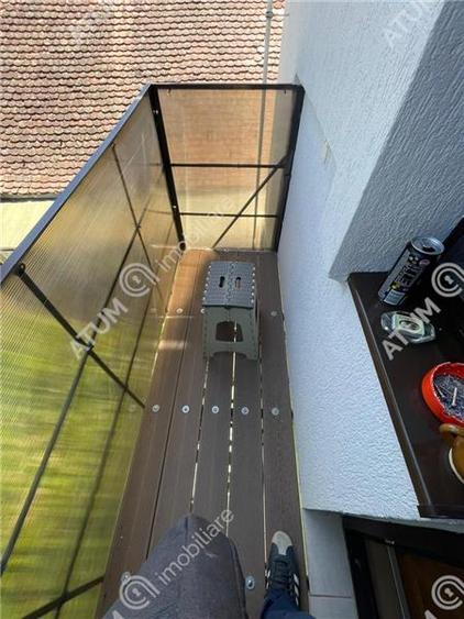 Apartament 2 camere balcon garaj curte libera zona ultracentrala Sibiu