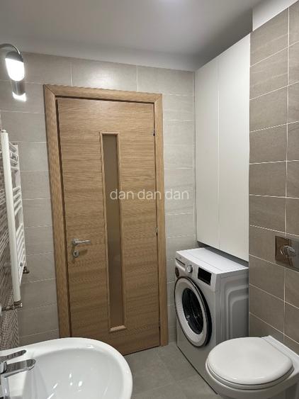 Închiriez apartament Coresi Tractoru