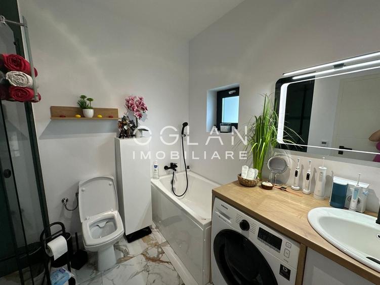 Apartament 3 cam. cu teren 120 MP, la vila