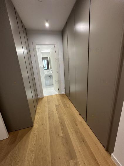 Apartament 2 camere lux Up-Site vedere către lac loc de parcare