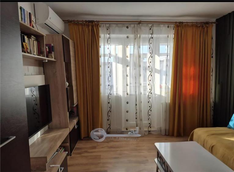 Apartament 3 camere decomandat, Alexandru cel Bun, 53 mp, bloc fără ri