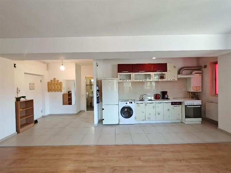 Inchiriem Apartament 2 Camere, Mobilat, Open Space, Racadau