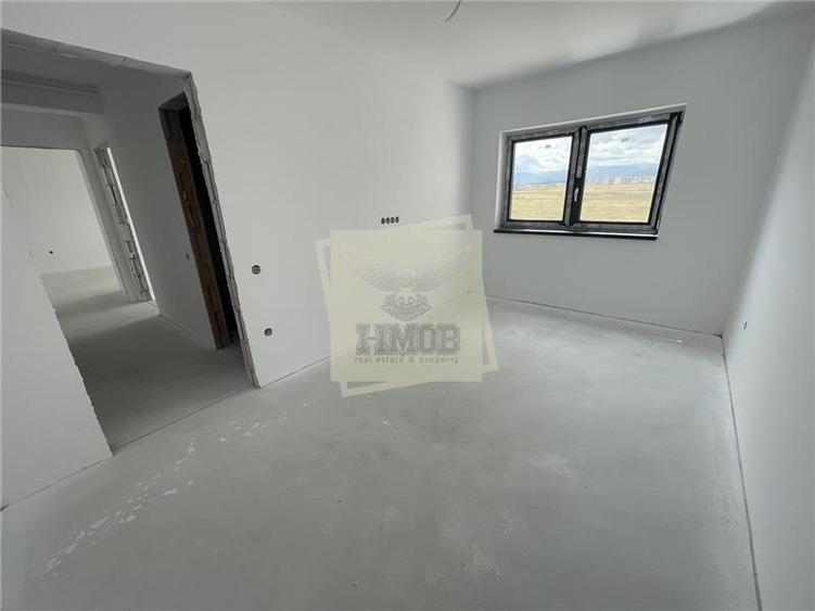 Apartament 3 camere cu balcon si parcare pe Doamna Stanca