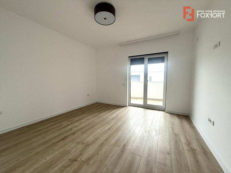 Apartament cu 3 camere, terasa 42 mp in Dumbravita