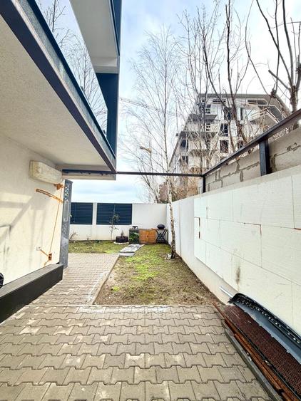 Drumul Binelui -Apartament 149 m.p. 2 camere si Curte | Acces dublu, parcare |