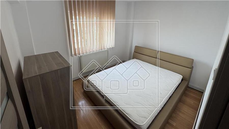 Apartament de inchiriat in Sibiu - 2 camere - decomandat zona buna