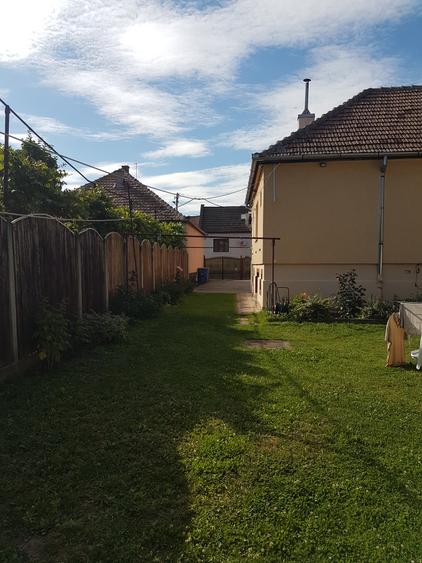 Apartament la casa