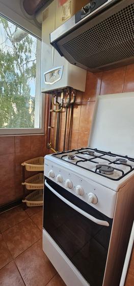 Apartament de inchiriat 2 camere decomandate Nicolina 2