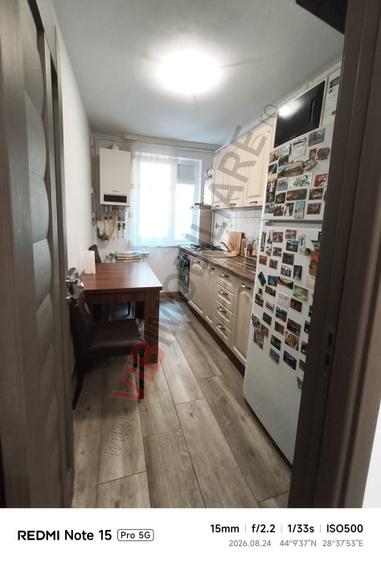 Apartament 3 camere de inchiriat, zona Far