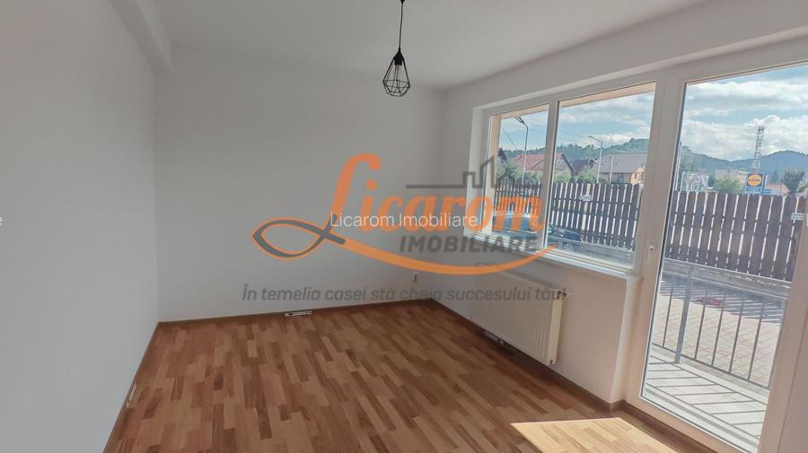 Apartament luminos 3 camere,Parter, parcare,Râșnov, Cartier Covaciu - 6