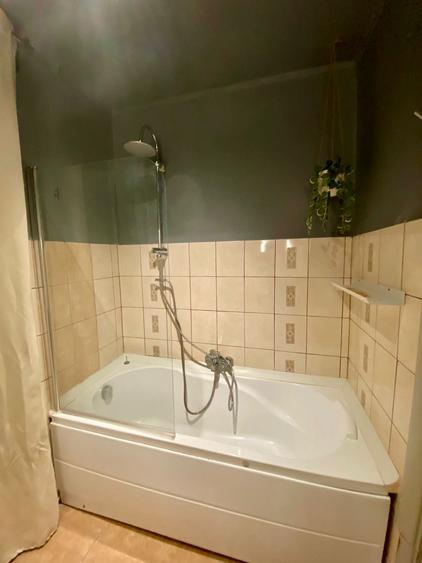 Large 4 Bedroom Apartment with Balcony | Universitate - Cismigiu Area