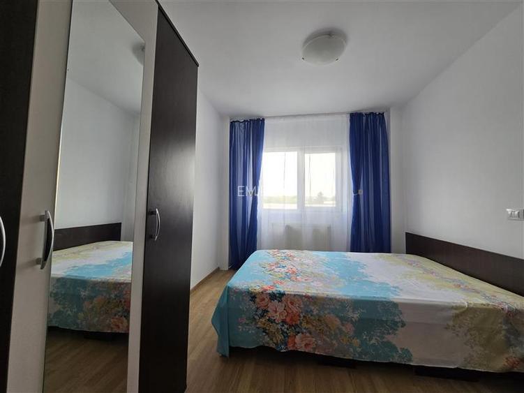 Inchiriere apartament spatios cu 3 camere decomandate. Zona Republicii, Bacau