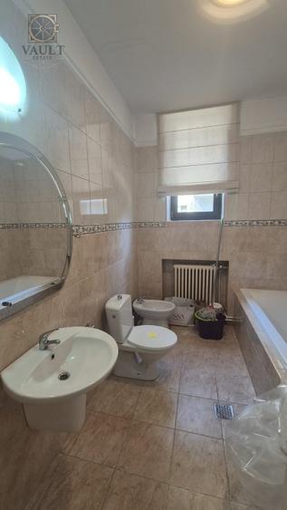 Apartament 5 camere- Calea Mosilor -Parcul Izvorul Rece