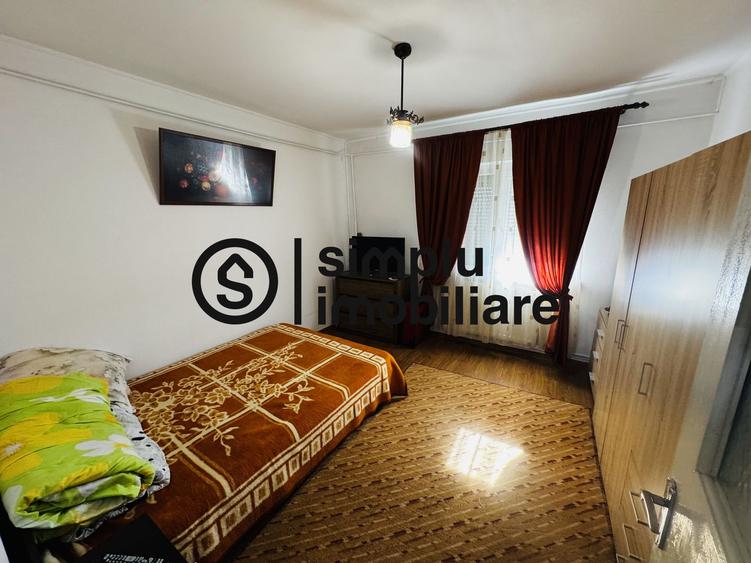 3 decomandate, centrala, 1 Mai - 110 000 Euro