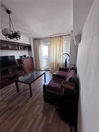 Apartament 2 camere Semidecomandat Aparatorii Patriei