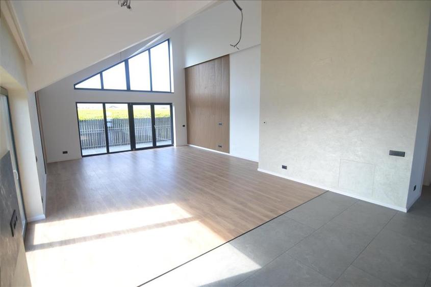 Vanzare casa individuala 3 camere ,2 bai ,Cartier Izvor -Tarlungeni