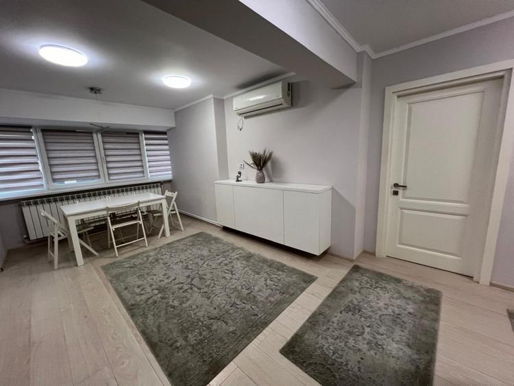 E3, 3 camere 100 mp, mobilat si renovat modern centrala, termica