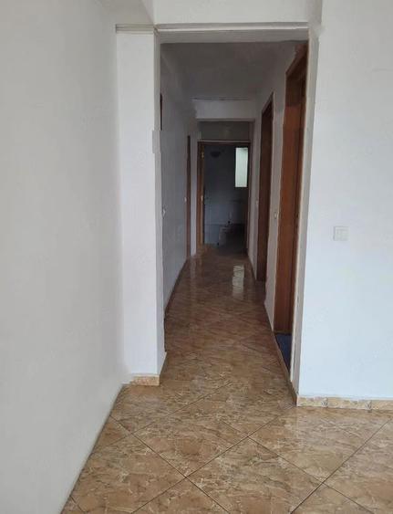 Apartament 4 Camere,in vila,Splaiul Unirii,bl.2010,2 bai, 2 balcoane,centrala